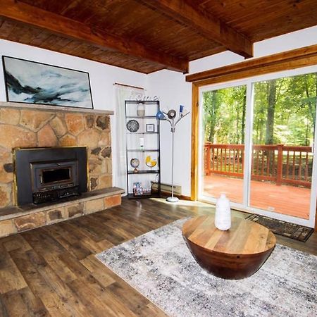 Entire 3 Bedroom Adventure Chalet, Near The Best Of The Poconos อีสต์สเตราด์สเบิร์ก ภายนอก รูปภาพ
