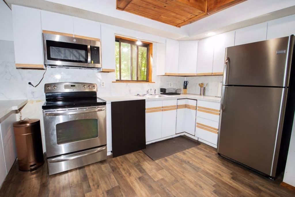 Entire 3 Bedroom Adventure Chalet, Near The Best Of The Poconos อีสต์สเตราด์สเบิร์ก ภายนอก รูปภาพ